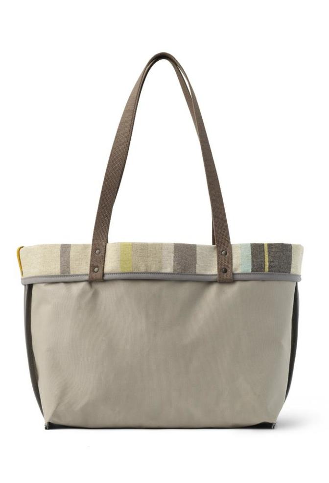 Hs 202 128 linen large reversible tote in cape cod stripe alt3 945x