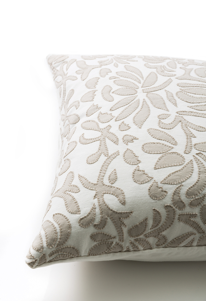 The school of making annas garden pillow diy sewing kit 3