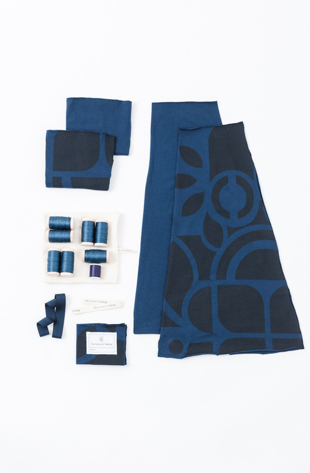 The school of making embroidered swing skirt diy kit